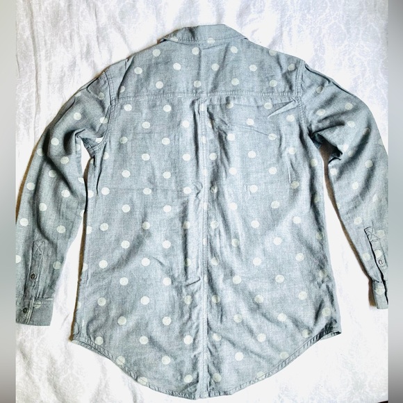 Button-up Blouse - Picture 3 of 3